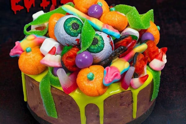 Halloween themed cheesecake