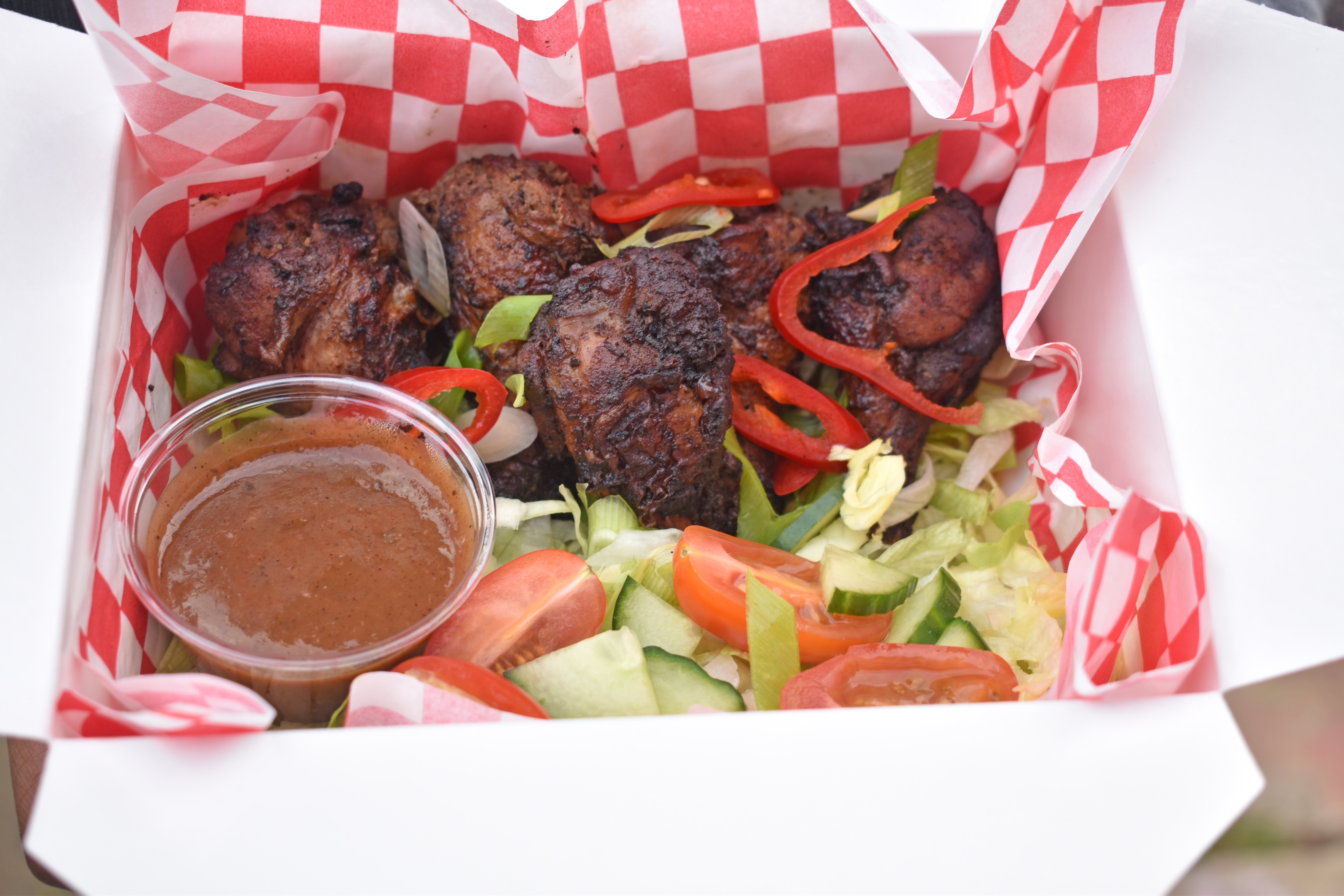 jerk wings and salad2